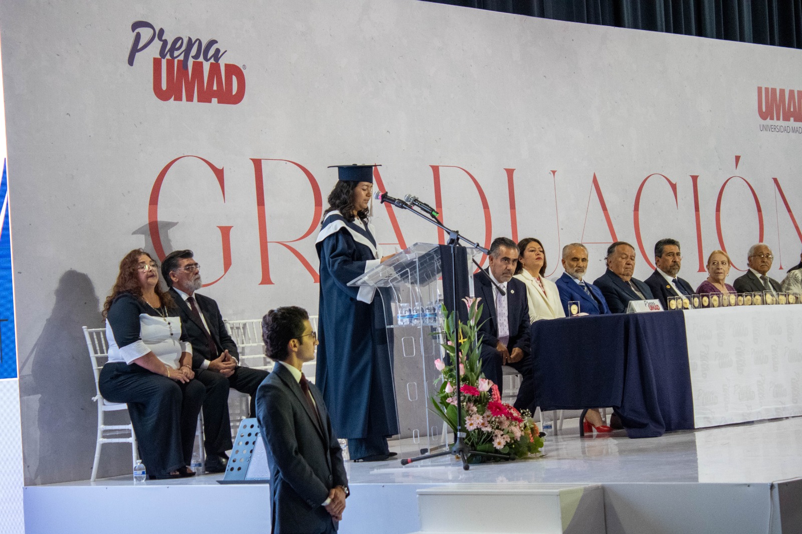 Entre abrazos, sonrisas y nuevos comienzos, Prepa UMAD despide a su Generación 152