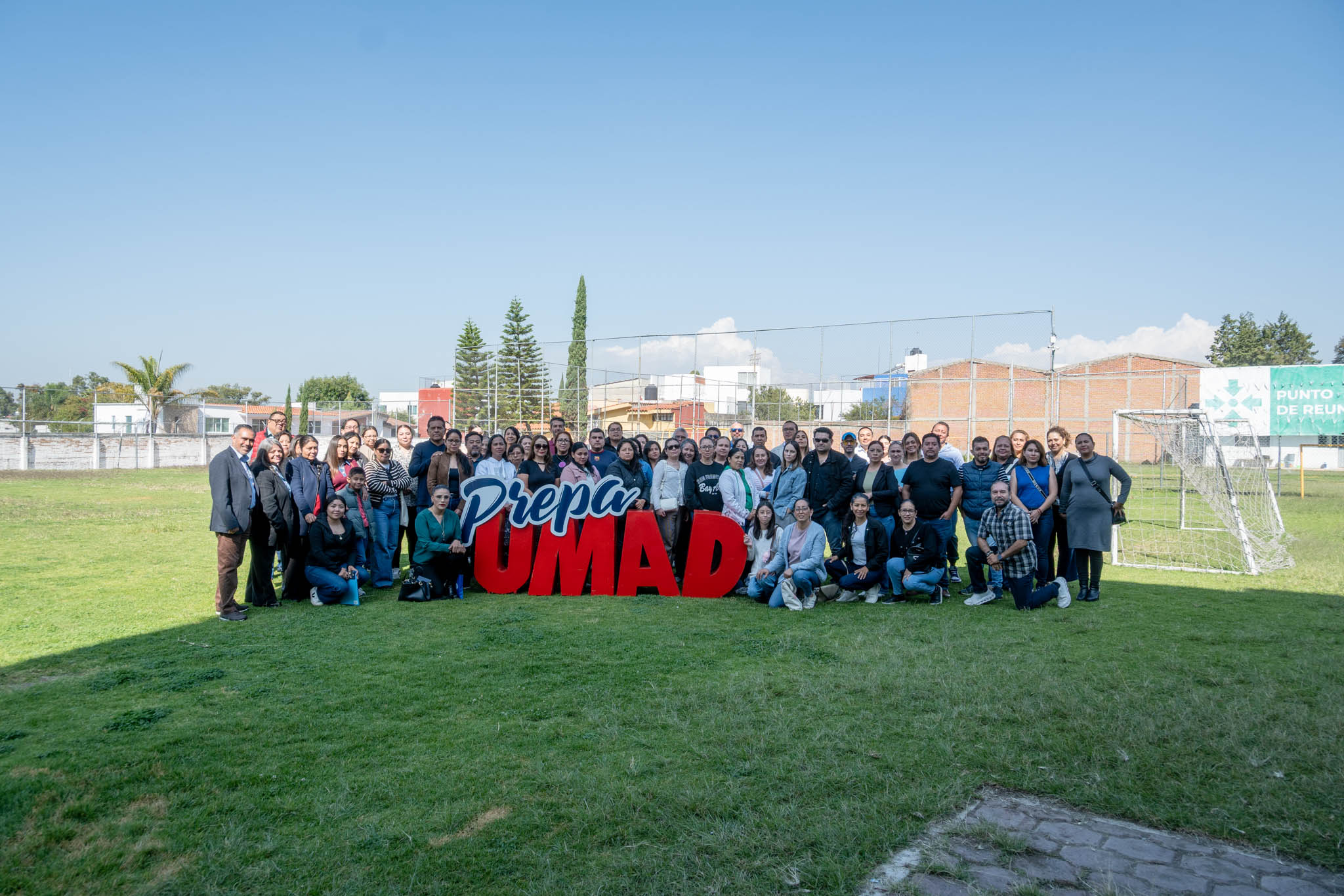 Prepa UMAD Zavaleta da la bienvenida a 70 nuevas familias a su comunidad educativa