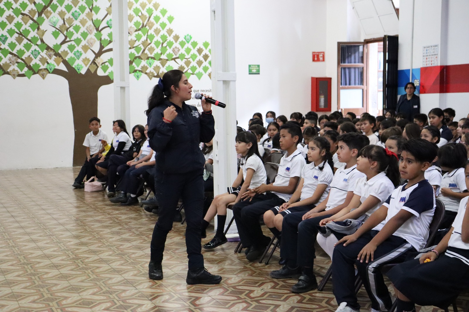 Alumnos de Primaria del IMM Plantel Centro aprenden a protegerse en internet con la plática Escudo Virtual